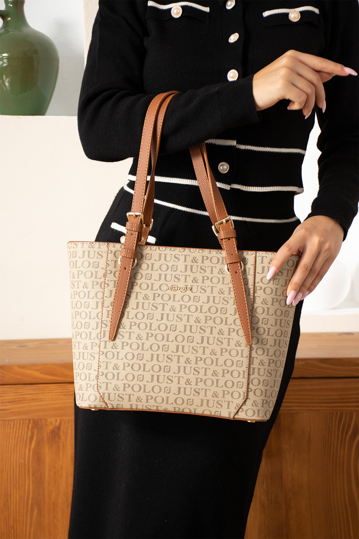 Just Polo Women's Hand and Shoulder Bag, New Season, Multicolored, Dimensions: Height: 25 cm, Width: 35 cm - MALLTURK