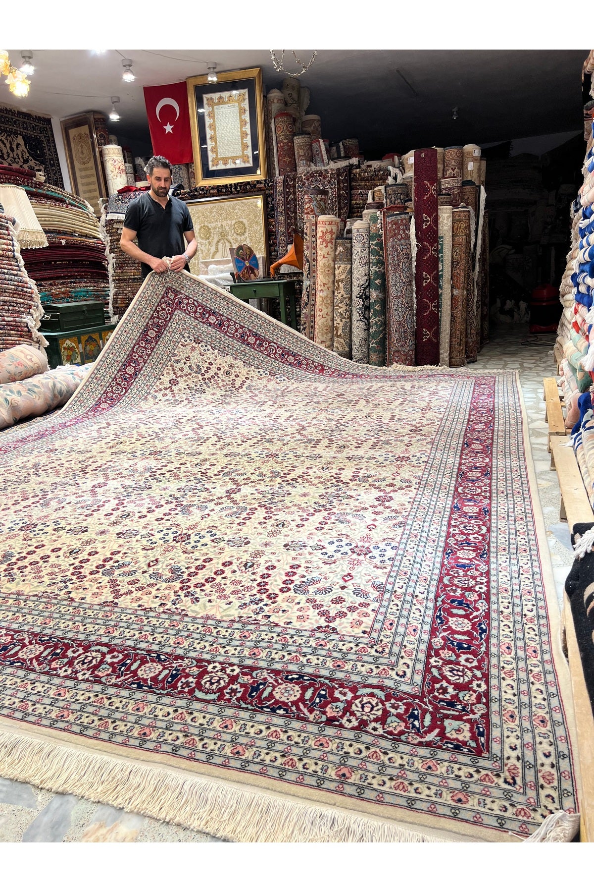 RD RAMAZAN DAG Hand Rug Art Hand-Woven Hereke Rug Seven Mountains Flower Premium Quality Size 397x295 - MALLTURK