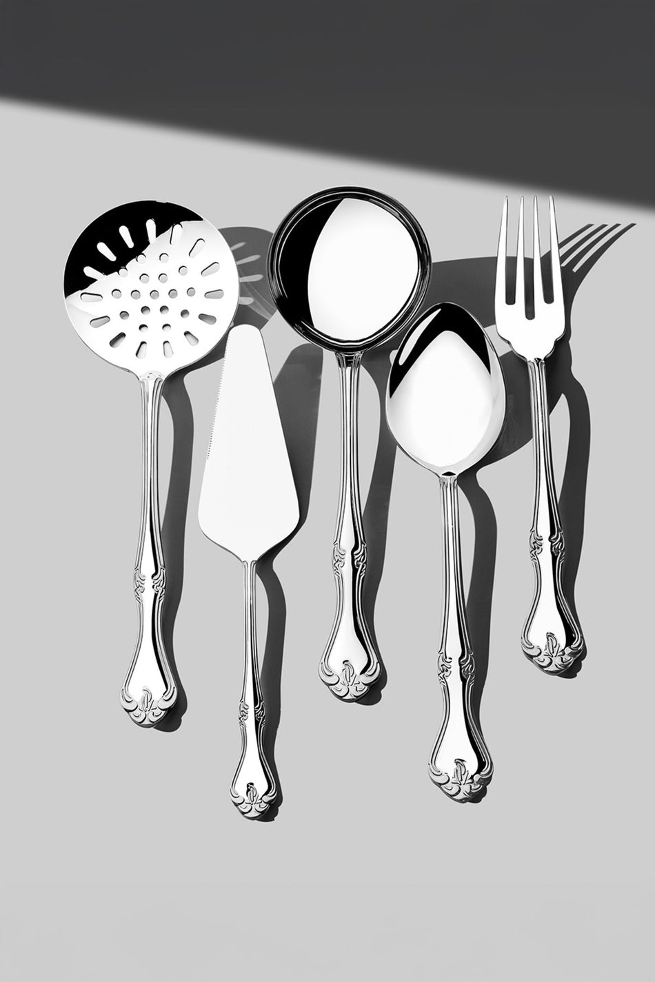 Nehir lalezar Plain 12 Place Setting 89 Piece Boxed Flatware Set - MALLTURK