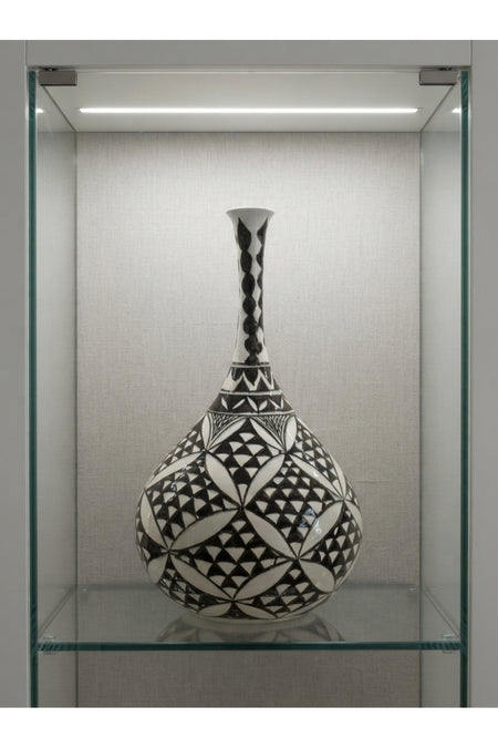 General Brands Handmade Black and White Geometric Pattern Long-Necked Decorative Vase – Display Piece - MALLTURK