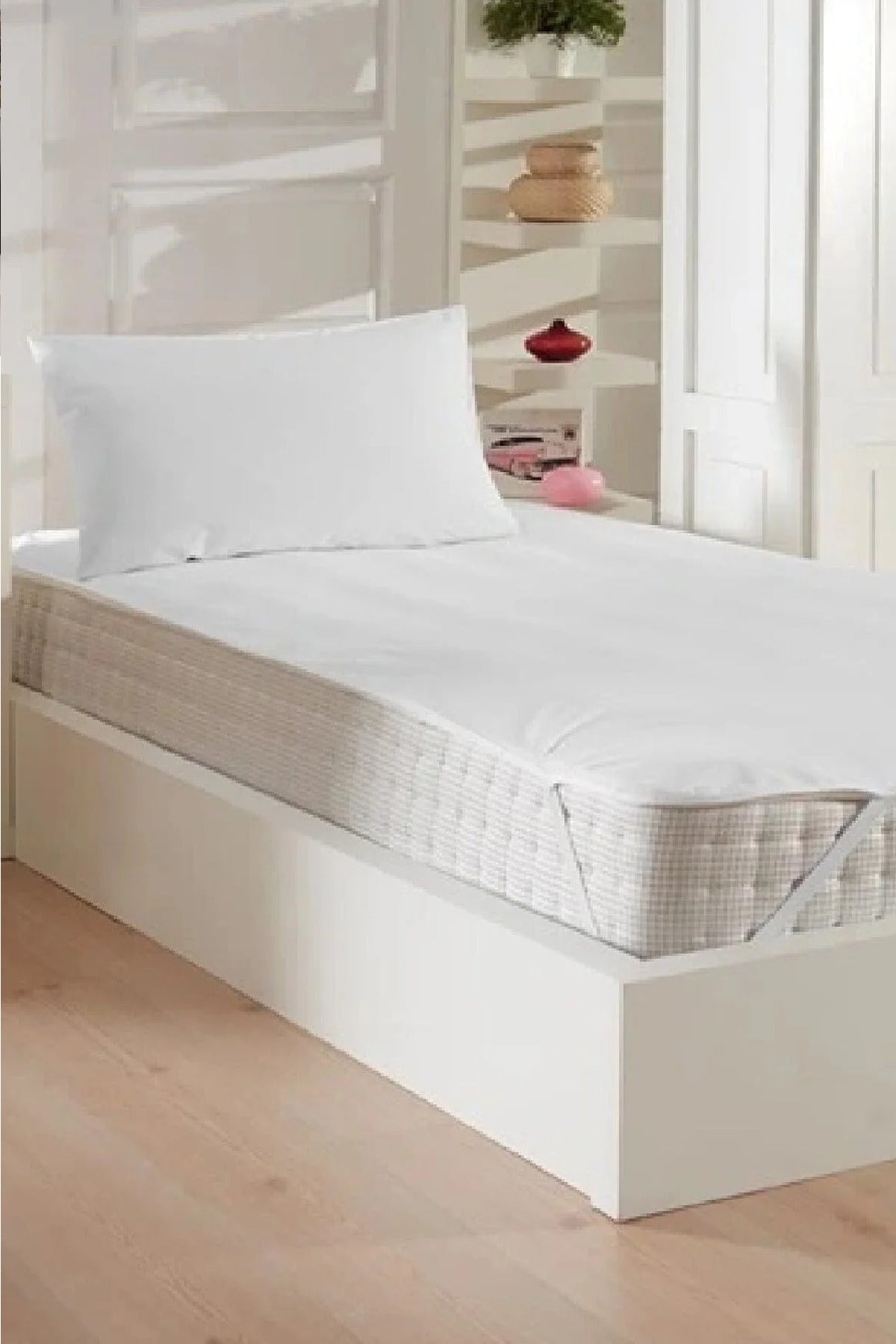 Divanev Waterproof Microfiber Mattress Protector - MALLTURK