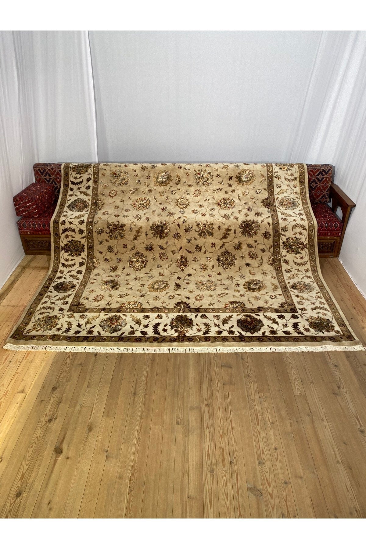 SIRVAN Rug Hand-Woven Usak Rug-274 X 365 - MALLTURK