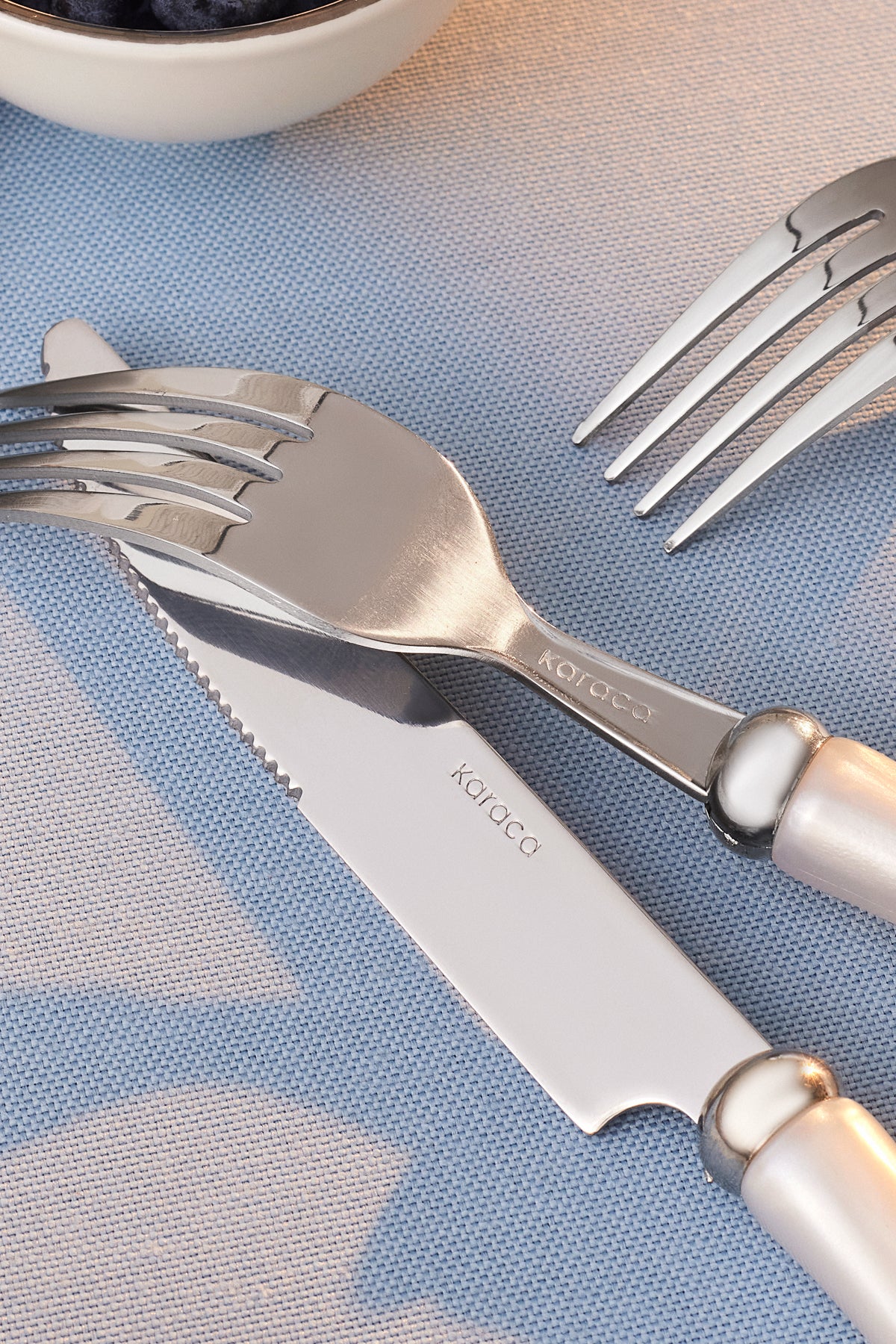 Karaca ember 6 Place Setting 24 Piece Flatware Set krem - MALLTURK