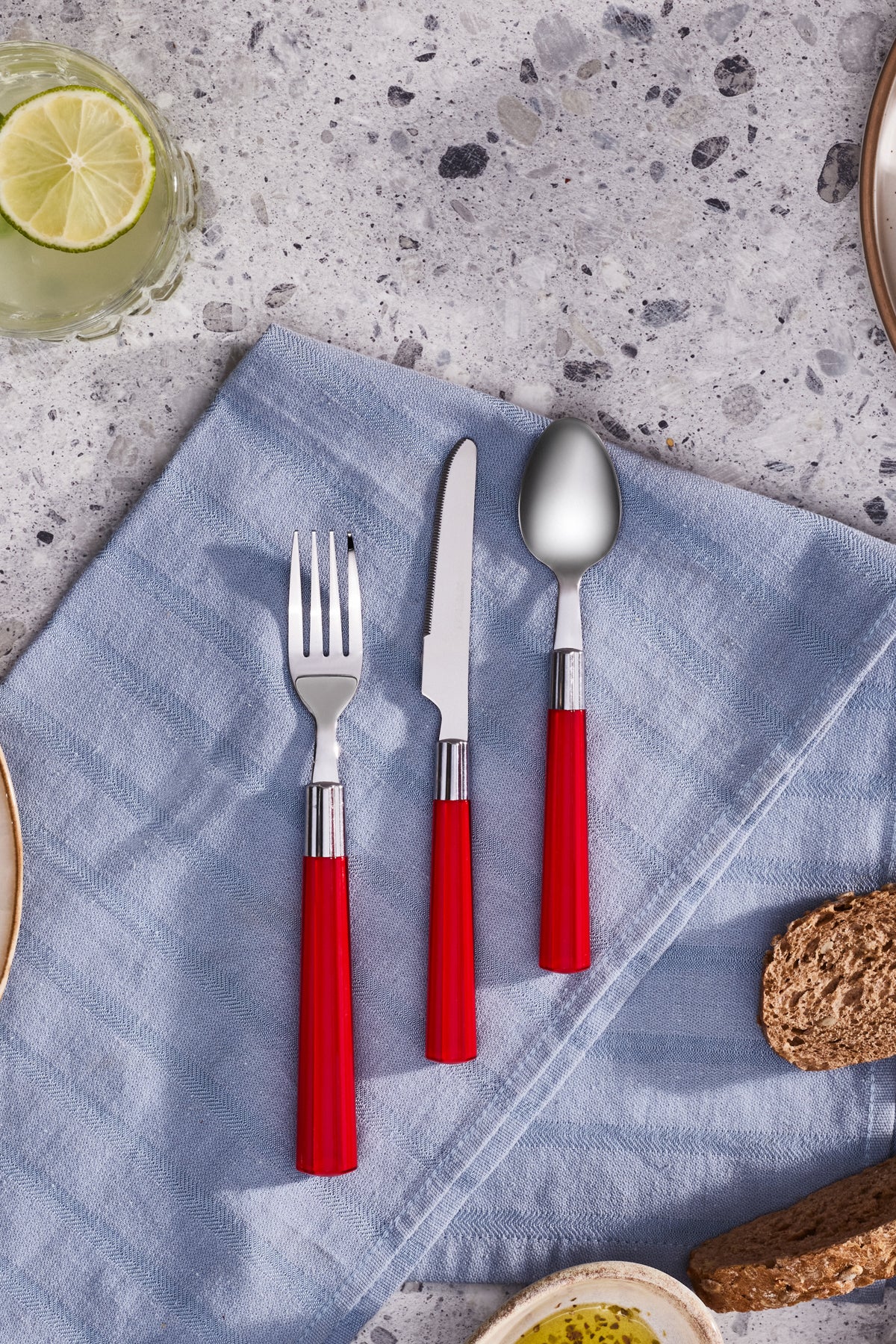 Karaca fluca 18 Piece 6 Place Setting kahvalti Fork kacik Knife Set kirmizi - MALLTURK