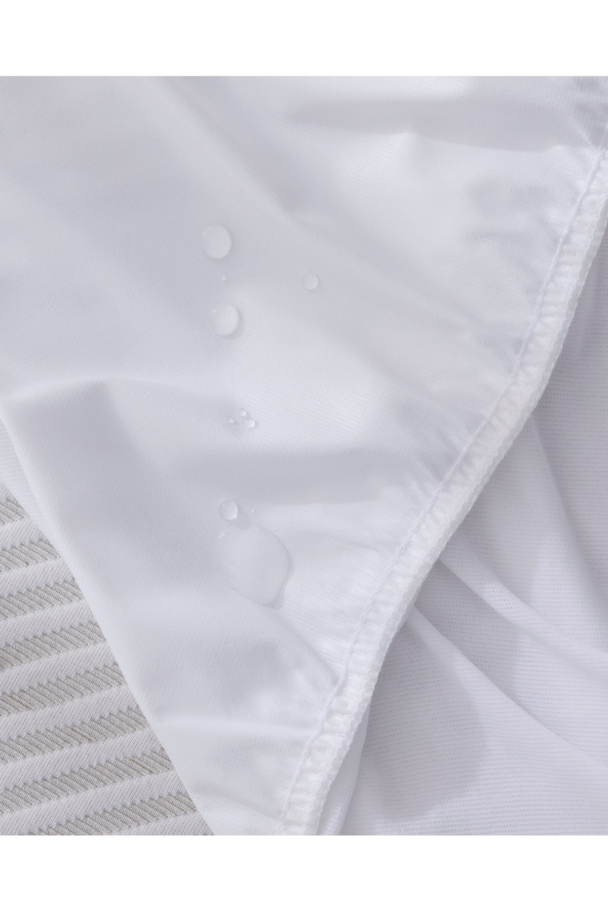 Madame Coco Alaise Waterproof Fitted Mattress Protector - MALLTURK