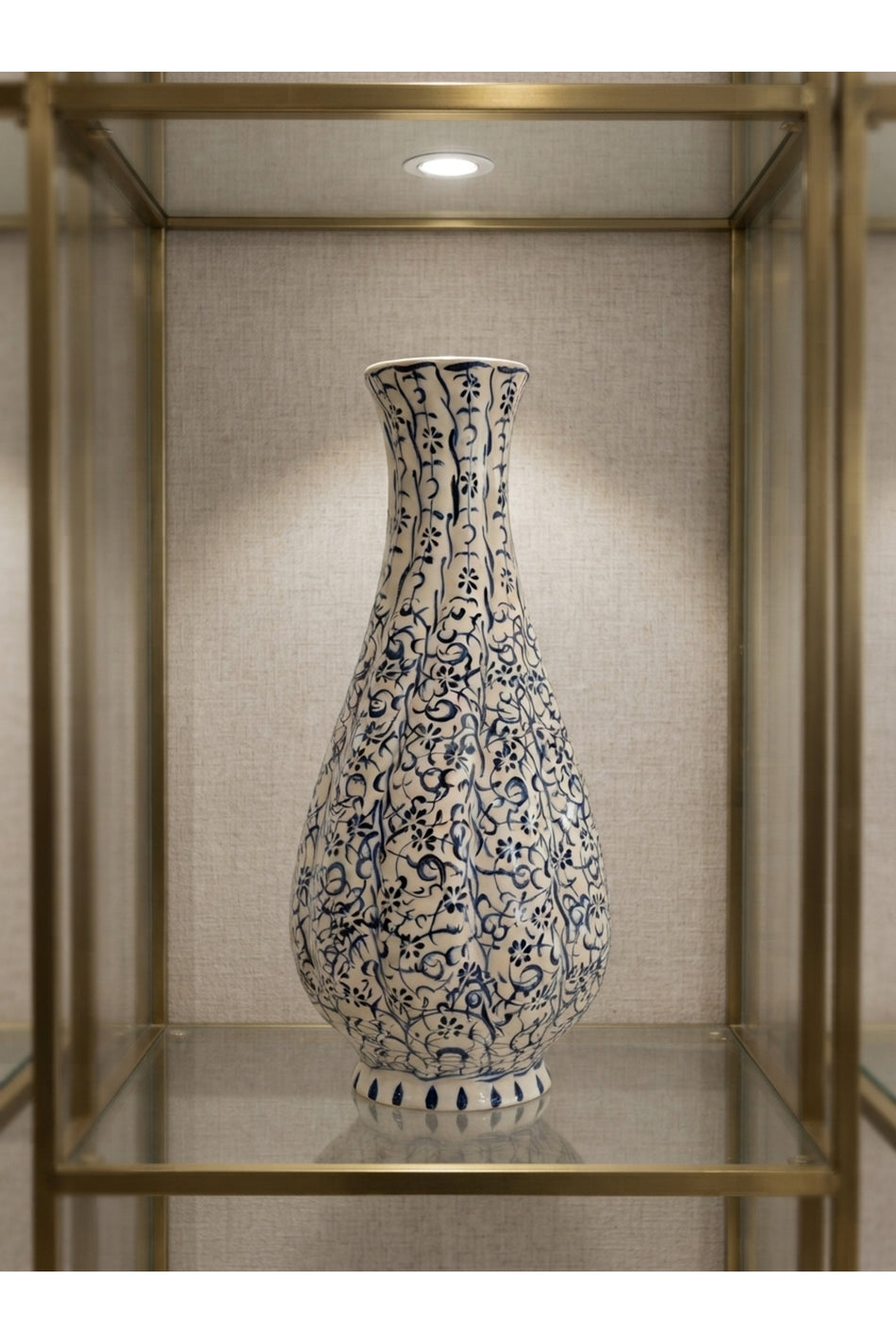 General Brands Blue-White Traditional Tile Motif Decorative Vase - MALLTURK