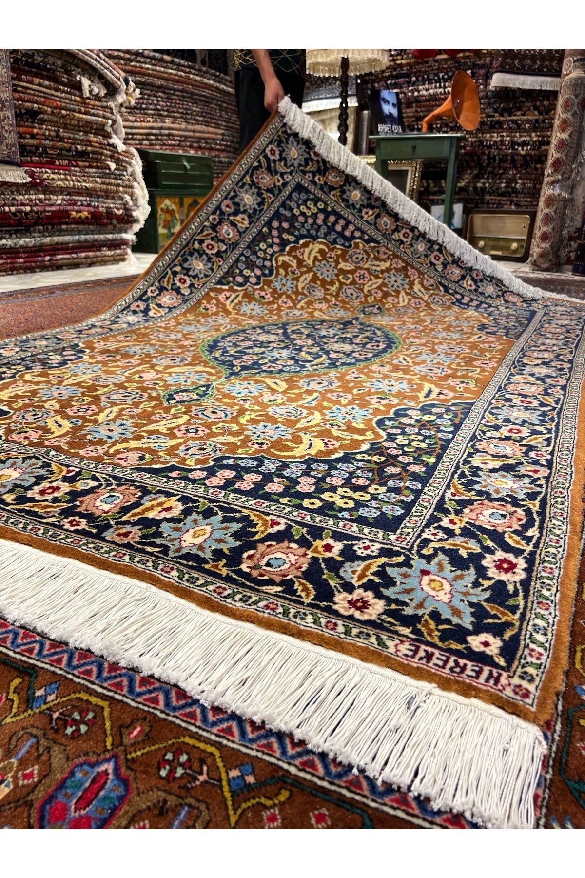 RD RAMAZAN DAG Hand Rug Art Hand-Woven Hereke Rug Signed 210x140 - MALLTURK