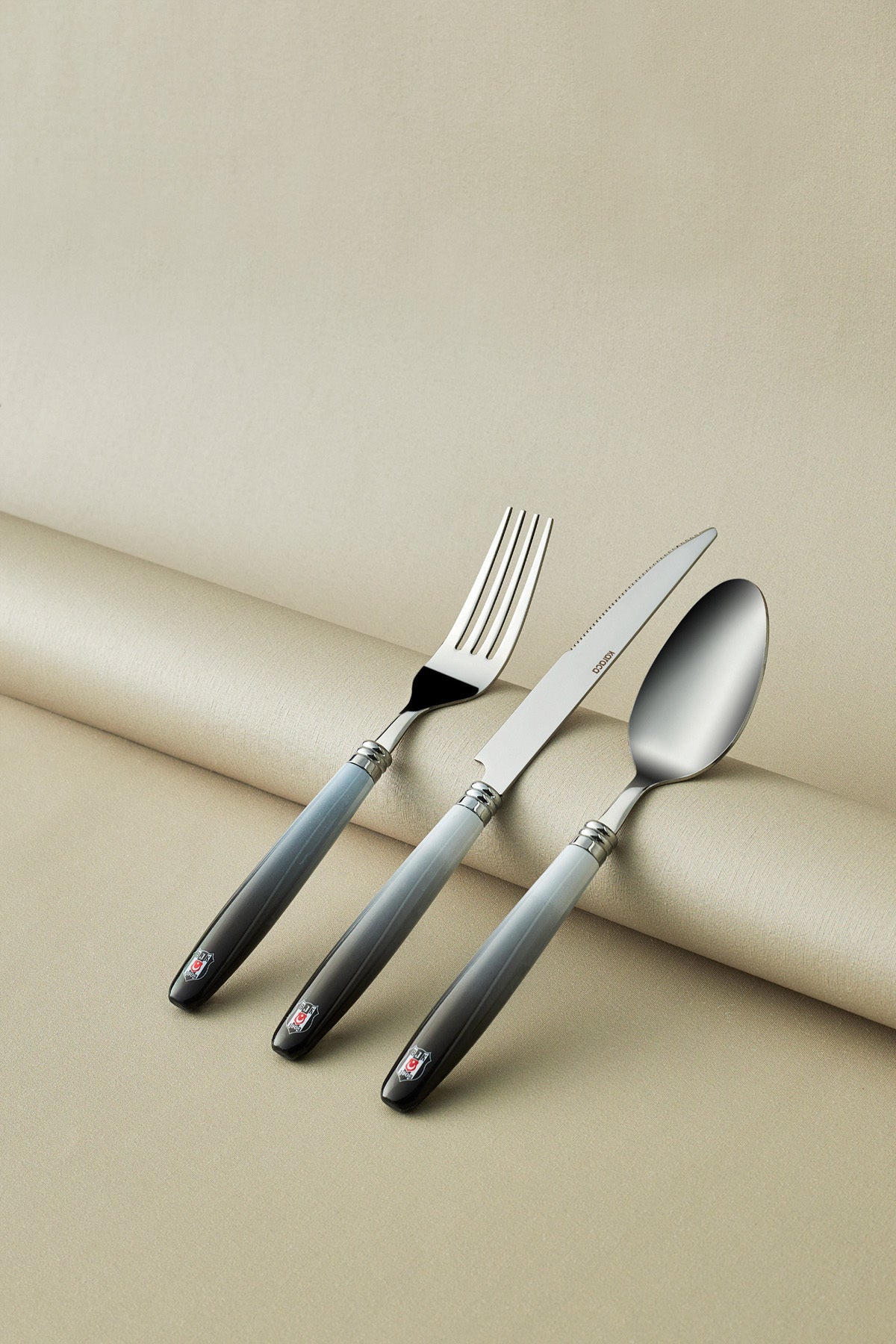 Karaca x besiktas lisansli 18 Piece 6 Place Setting Flatware Set - MALLTURK
