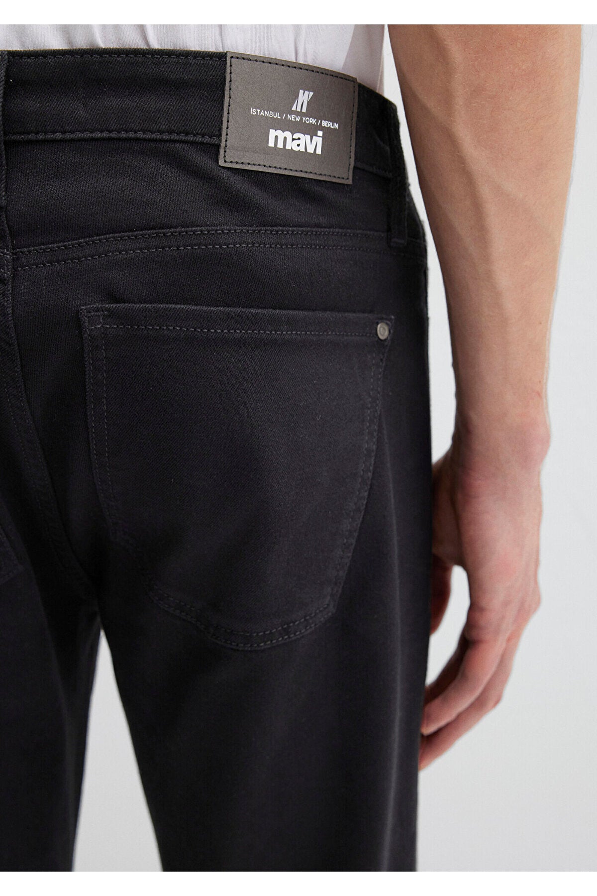 Mavi Milan Comfort Black Jeans 00810A3320 - MALLTURK
