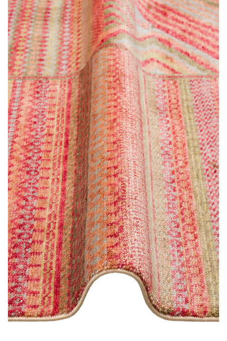 Eko Hali EKO Hali ZR18 RED MULTY Ethnic Patterned, Non-Shedding Usak Carpet Produced on Special Looms. - MALLTURK