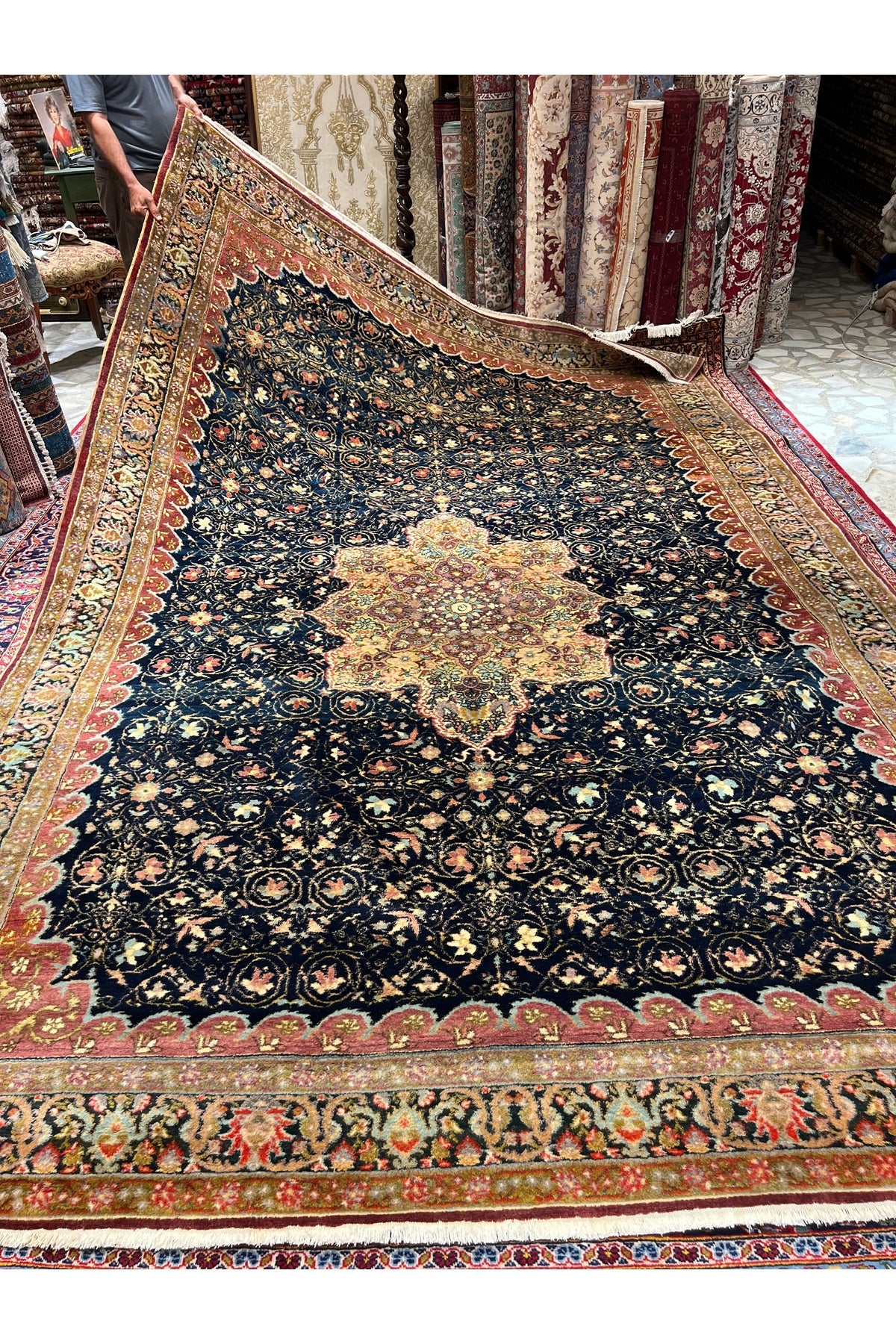 RD RAMAZAN DAG Hand Rug Art Hand-Woven Antique Feshane Rug Osmanli Design 120 Yas Old Size 370x240 - MALLTURK