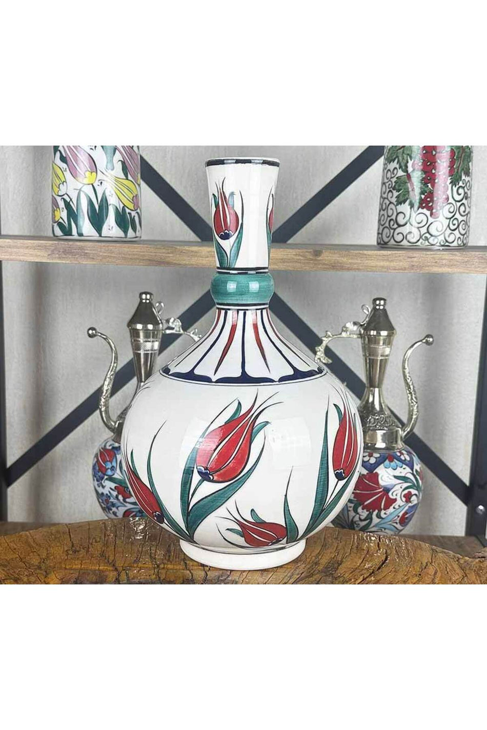 Cini Evi Simple Tulip Composition – Iznik Tile Vase - MALLTURK