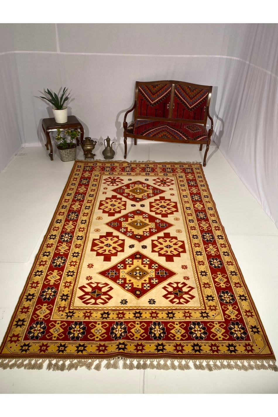Sirvan Hali Handwoven Antique yoruk Carpet - 180 x 273 - MALLTURK