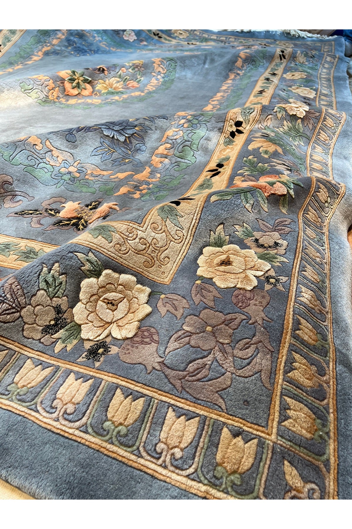 RD RAMAZAN DAG Hand Rug Art Hand-Woven Embossed Chinese Rug Premium Quality Gray Color Size 335x243 - MALLTURK