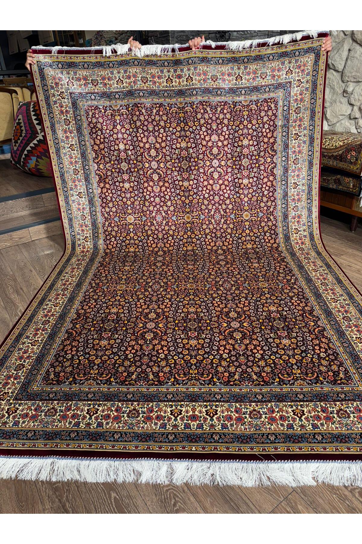Rustikev Iranian Silk Hereke Rug - MALLTURK