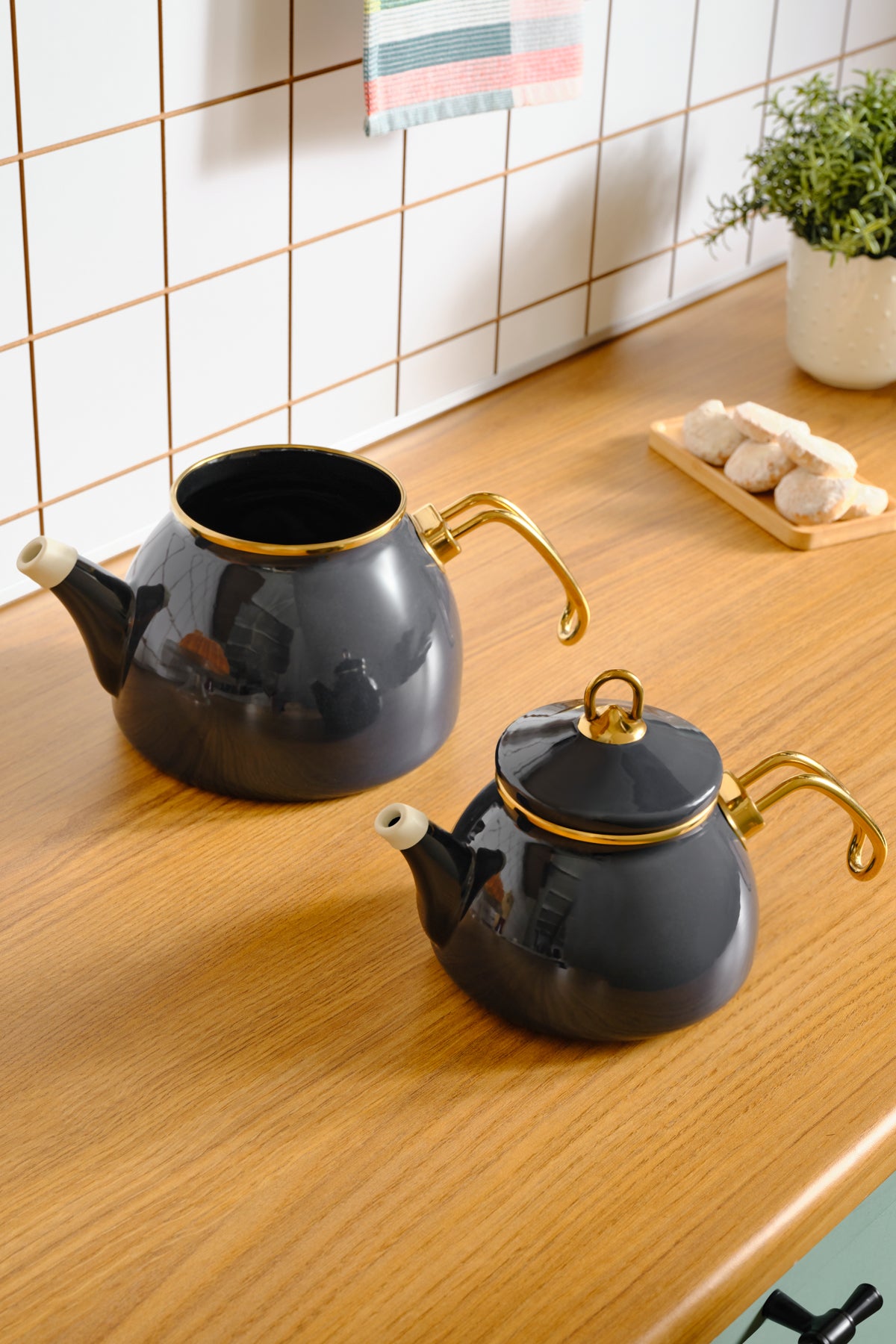 Karaca Retro Enamel Midi Teapot Anthracite - MALLTURK