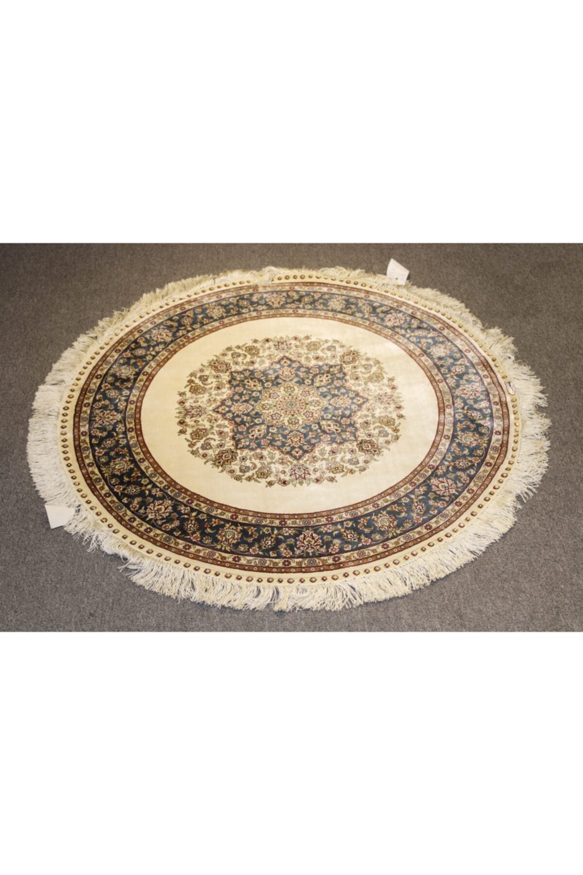 Orient Bazaar Hand-Woven Vintage Oval Silk Rug - MALLTURK