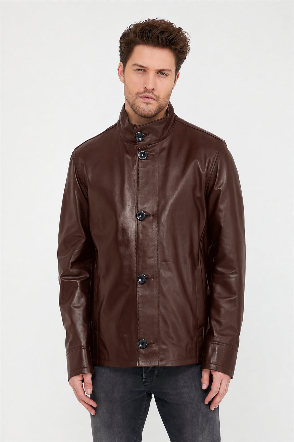 Chaqueta de cuero color café con botones Leather Club