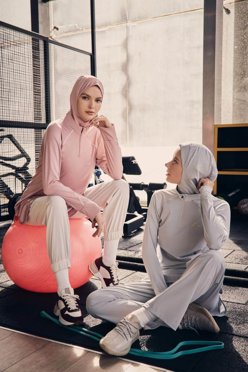 Hasema Active H-per Piped Langarm-Trainings-T-Shirt mit Reißverschlusskragen, Pink, Hijab, Act-18