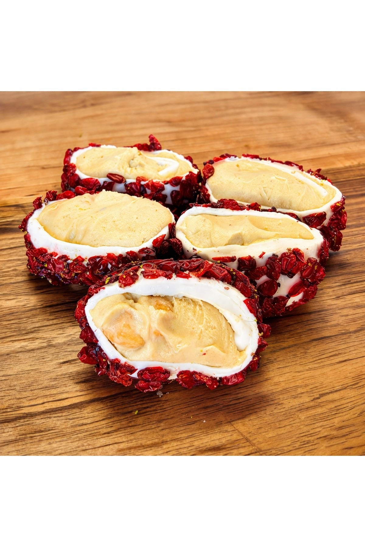 Dadak Turkish Delight and kuruyemis zeresk Grape Flavored Coated Hazelnut Cream Turkish Delight 500 g - MALLTURK