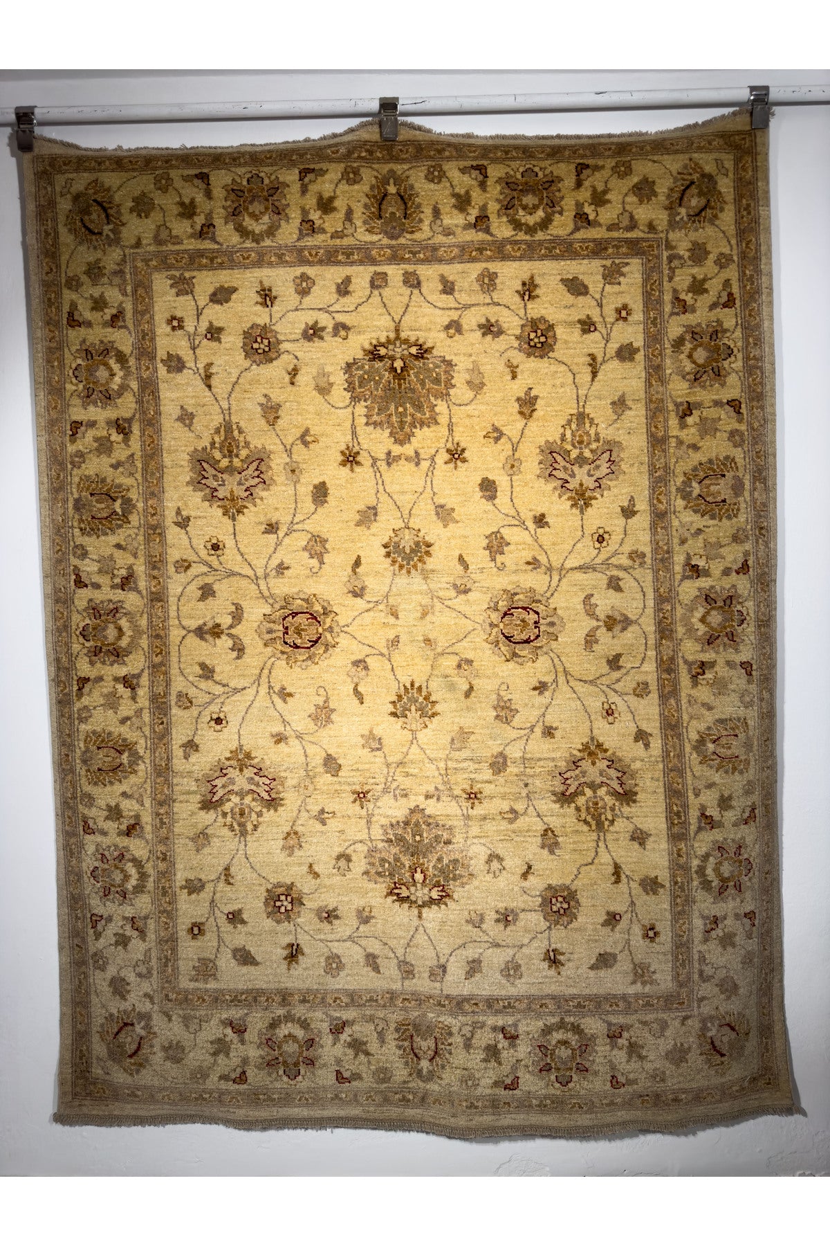ADALI Hand-Woven Usak Rug - %100 Natural, Antialerjik and Magnificent Bir Ev Dekorasyonu Parcasi