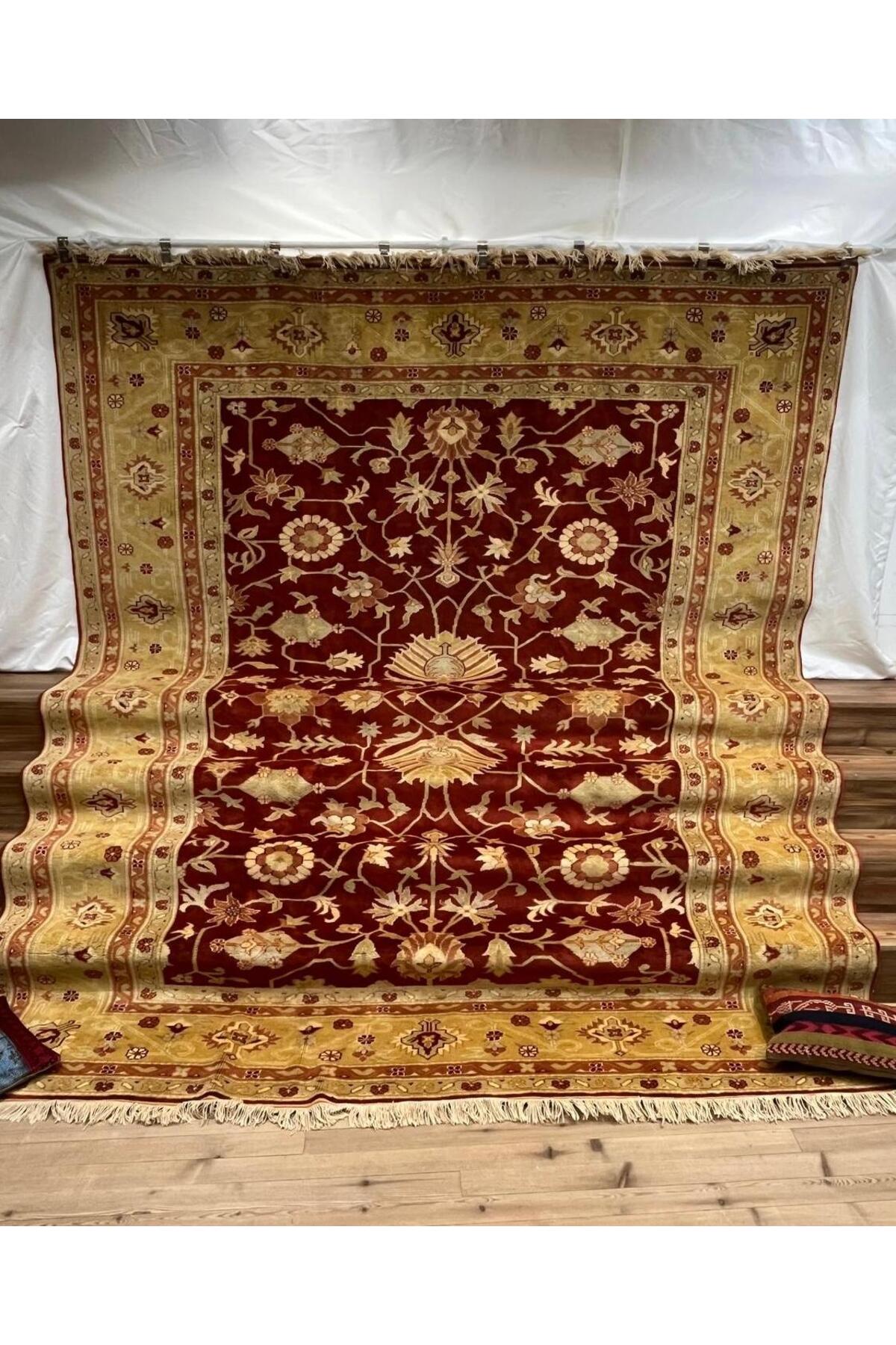 SIRVAN Rug Hand-Woven YERLI Usak Rug - 370 x 304 - MALLTURK