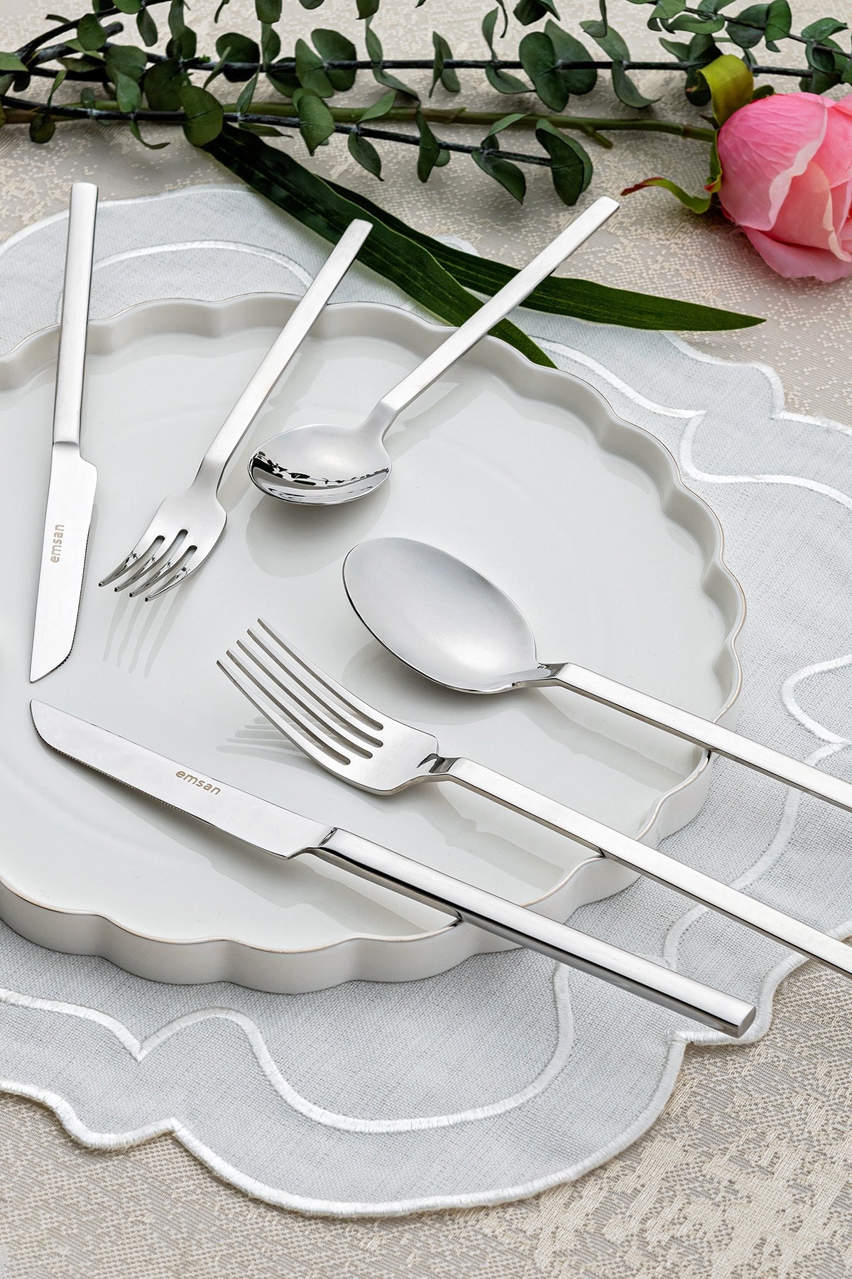 Emsan storm 84 Piece 12 Place Setting Flatware Set luks Boxed - MALLTURK