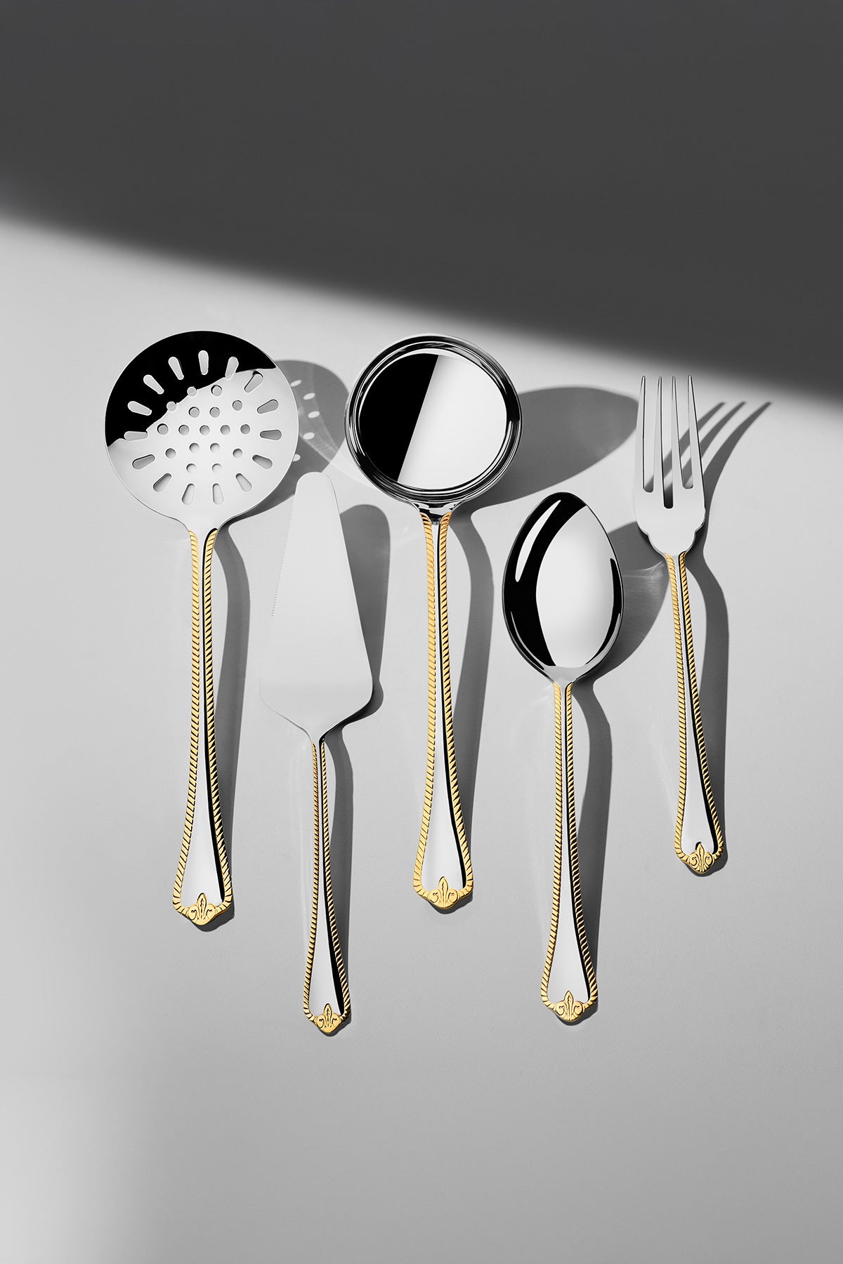 Nehir fulya altin Plain 12 Place Setting 89 Piece deri Boxed Flatware Set - MALLTURK