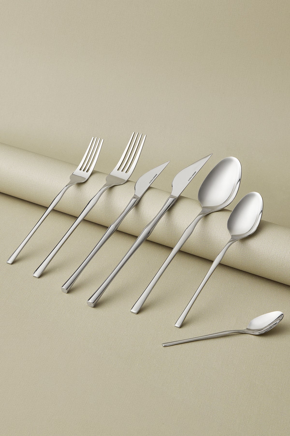 Karaca elegance cane platin 12 Place Setting 84 Piece Flatware Set - MALLTURK