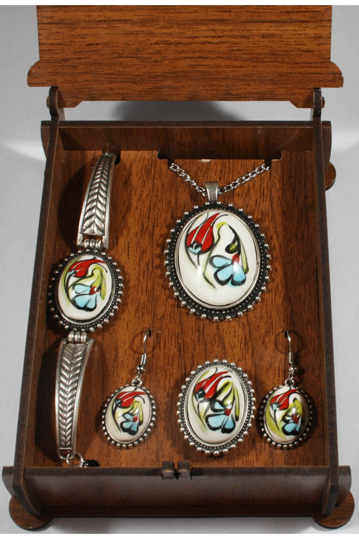 Cini Evi Tulip and Spring Jewelry Set - MALLTURK