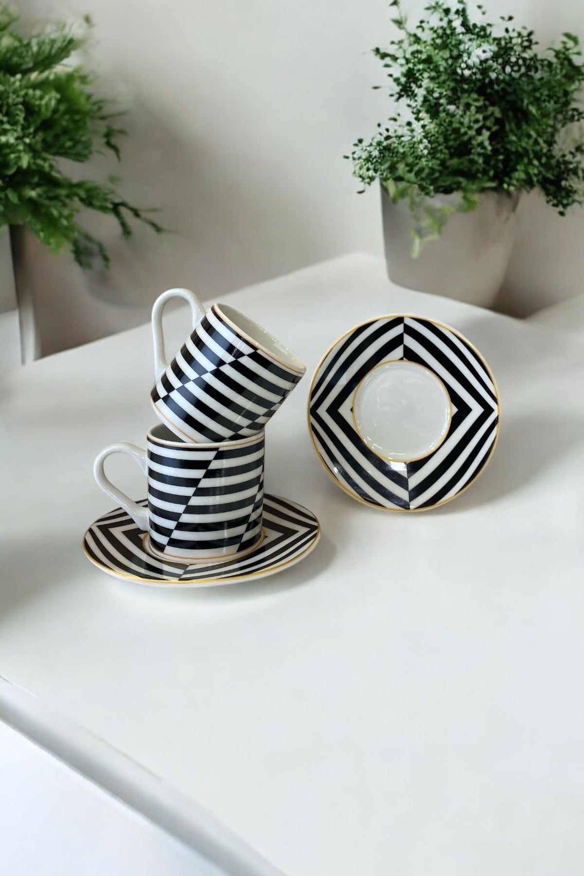 Eporselen Monochrome 2-Person 4-Piece Porcelain Coffee Cup Set - MALLTURK