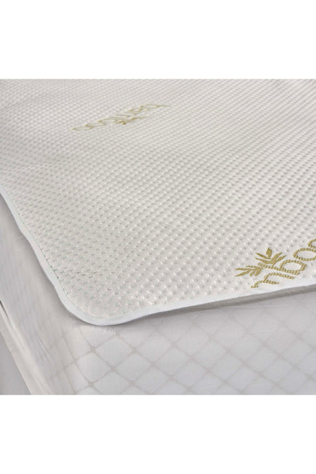 Linens Luxury Waterproof Bamboo Mattress Protector - MALLTURK