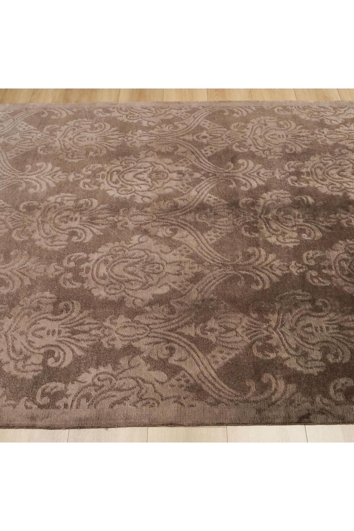 Halicizade Hand-Woven Damask Pattern Brown Bambu Rug
