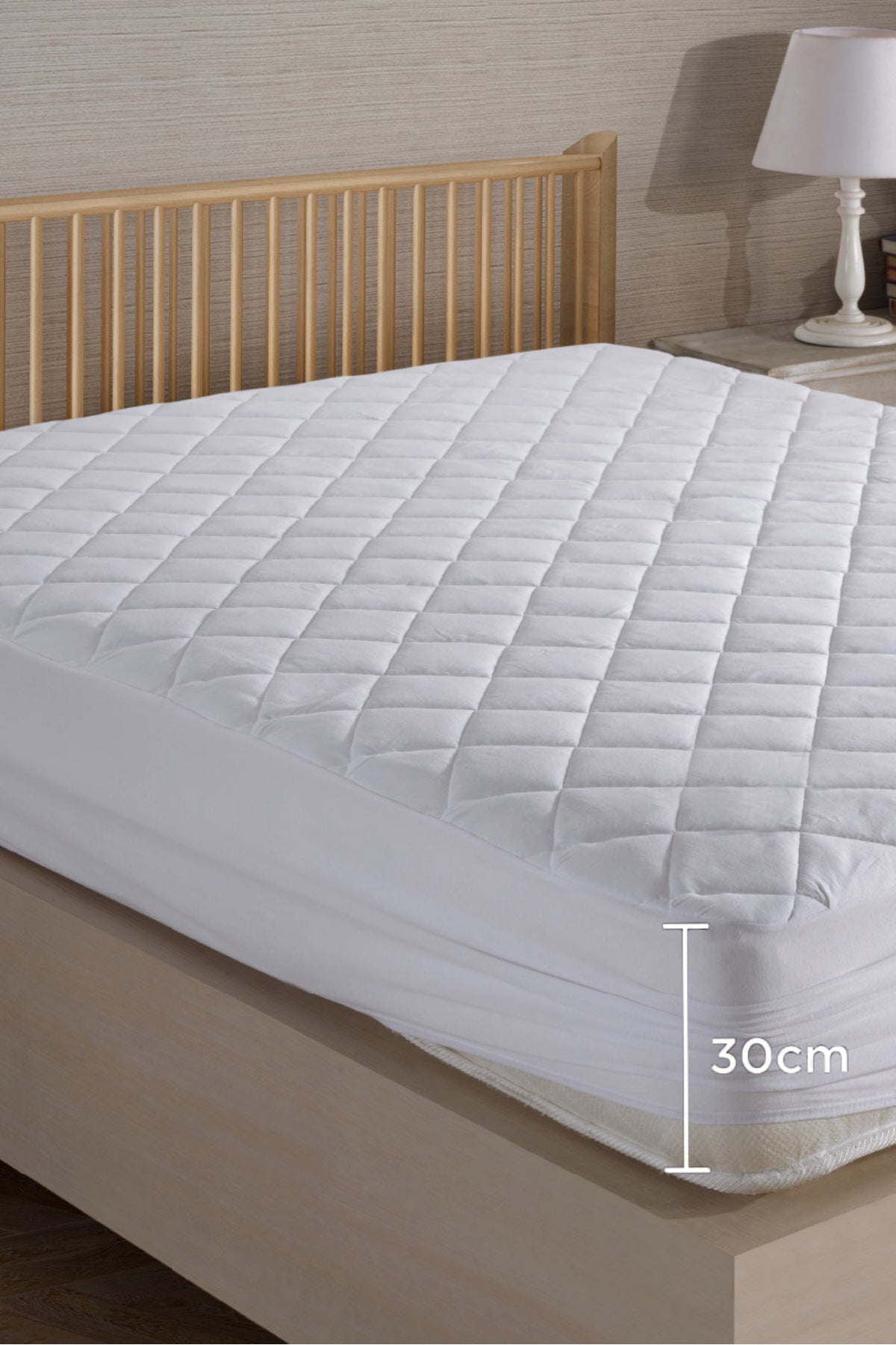 Nordqueen Quilted Fitted Mattress Protector - MALLTURK