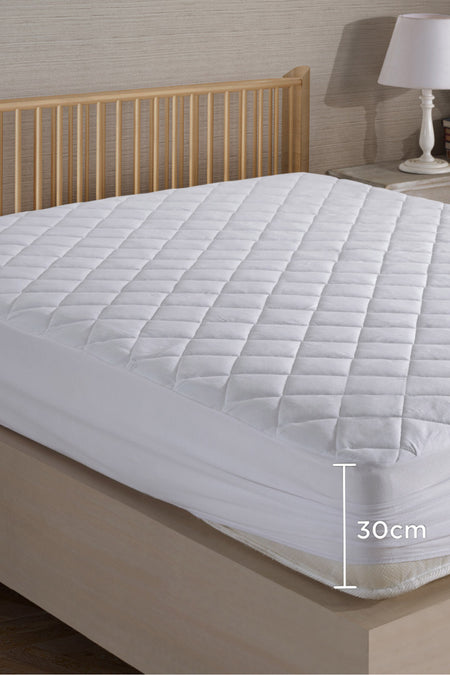 Nordqueen Quilted Fitted Mattress Protector - MALLTURK