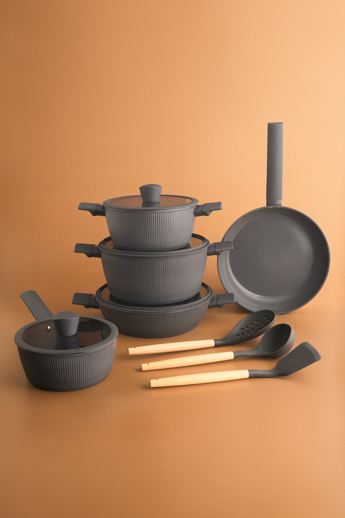 Karaca x Refika Swiss Crystal Pureline Induction Compatible Servis Gerecli 12 Piece Cookware Set - MALLTURK