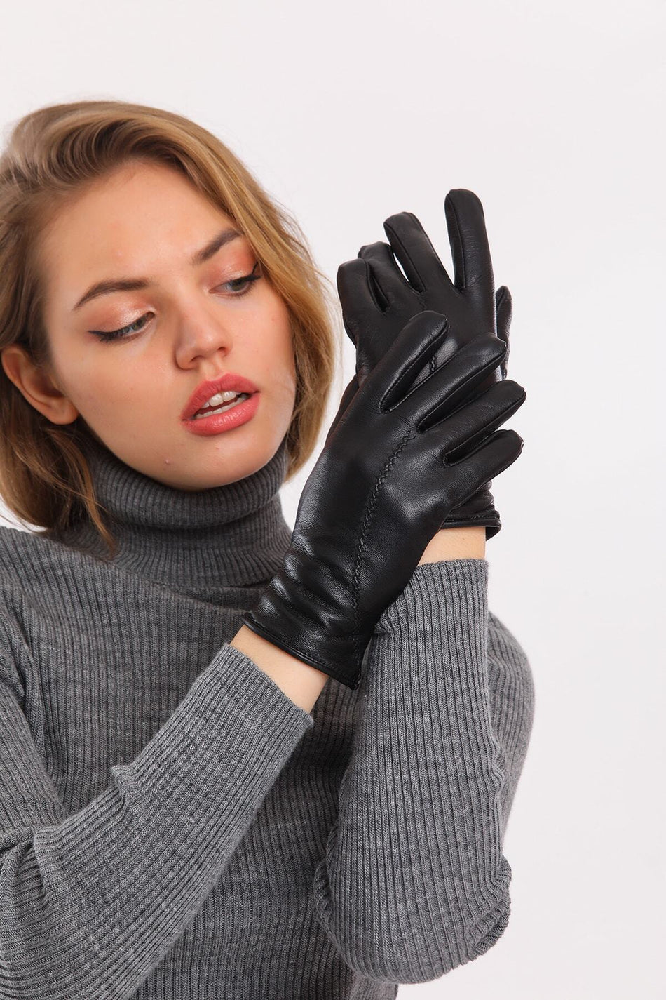 Fubileather Women's Black Genuine Leather Gloves
