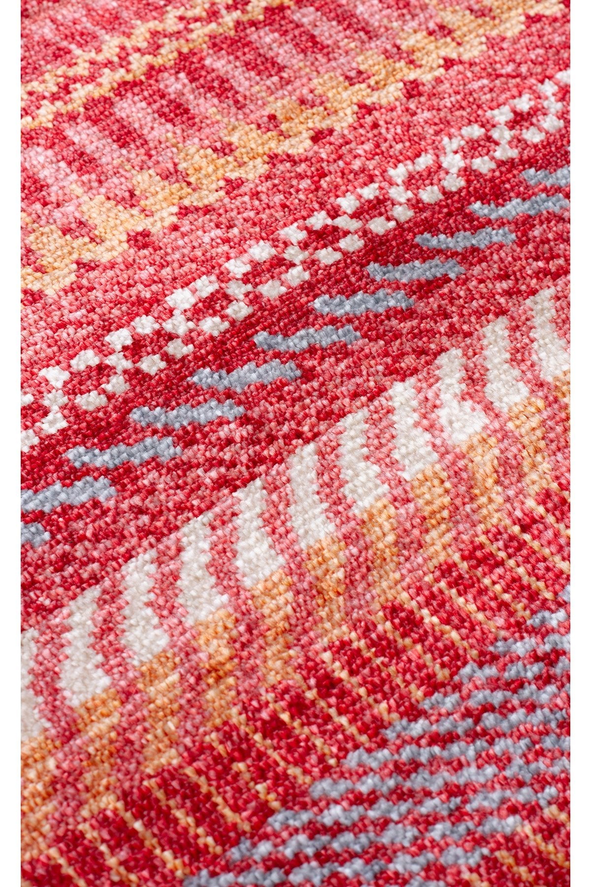 Eko Hali ZARA ZR 19 Red Multiy is a special loom rug shaped by the intensive handiwork of women from Usak. - MALLTURK