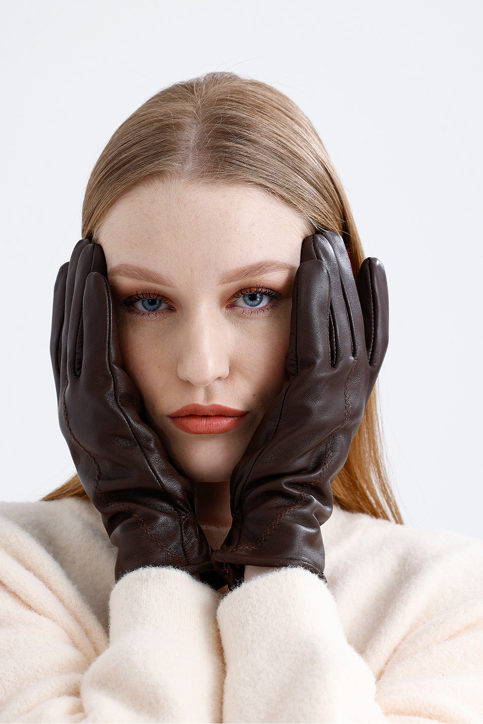 Fubileather Women's Brown Genuine Leather Gloves
