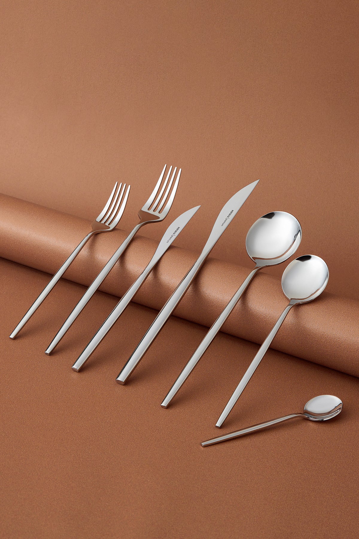 Karaca mild 316 Steel 84 Piece 12 Place Setting premium Flatware Set - MALLTURK