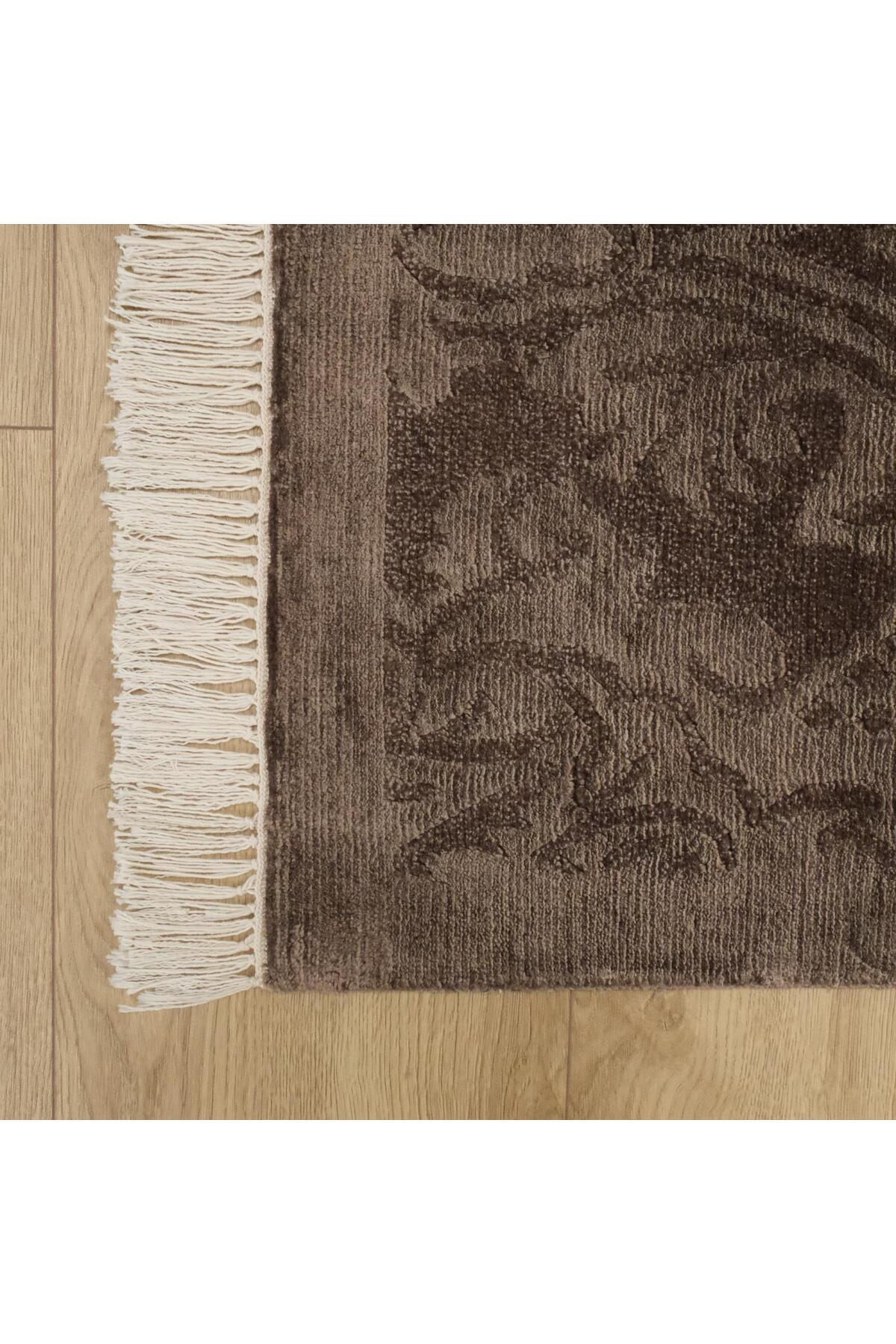 Halicizade Hand-Woven Damask Pattern Brown Bambu Rug