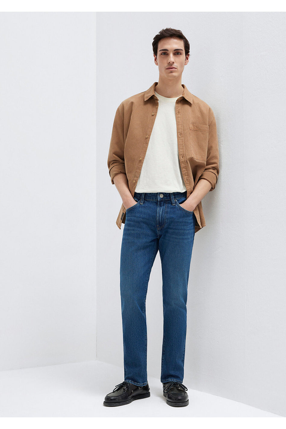 Classic Denim Dark Jeans in Mavi 0042290387