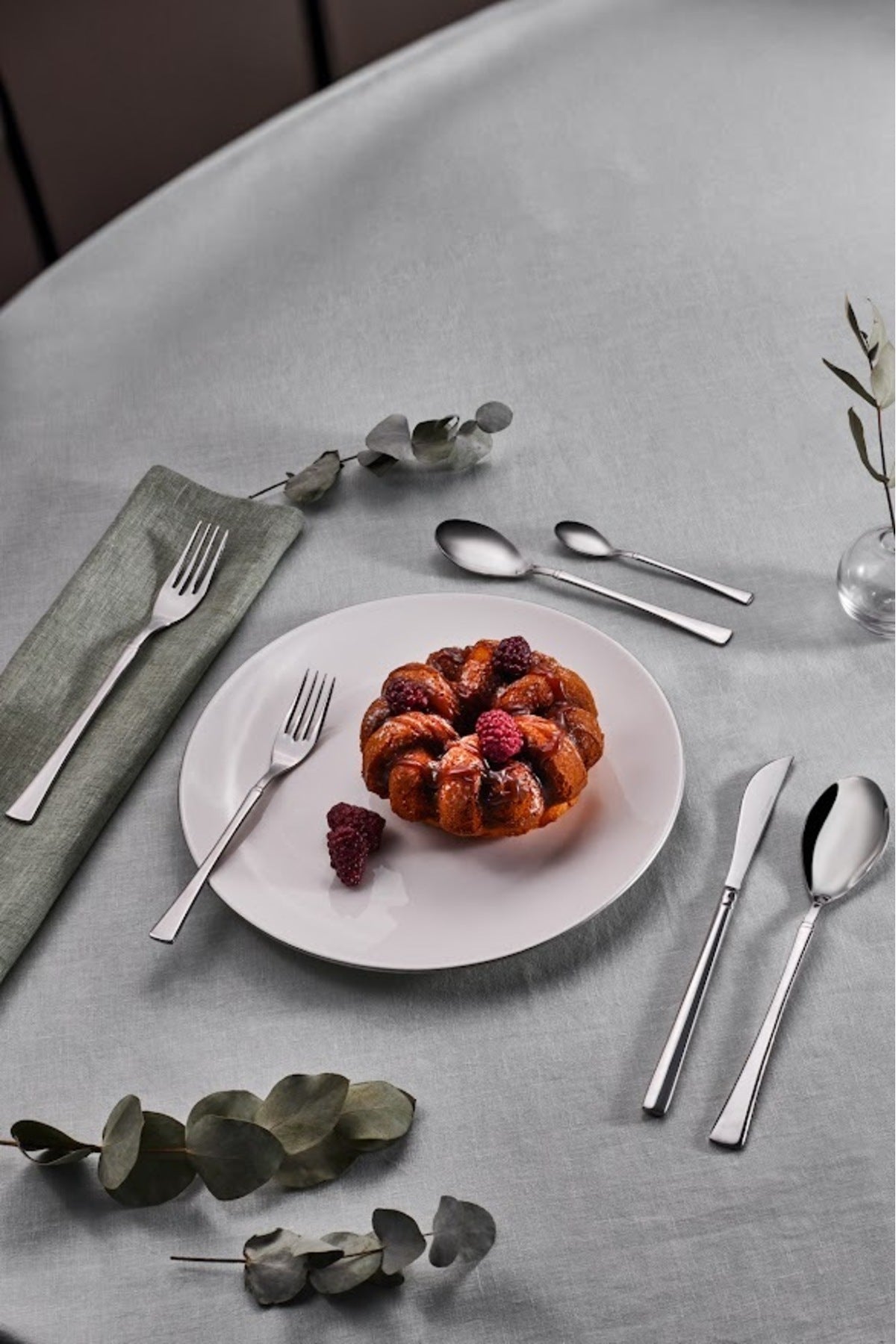 Karaca rayer 72 Piece 12 Place Setting Flatware Set - MALLTURK