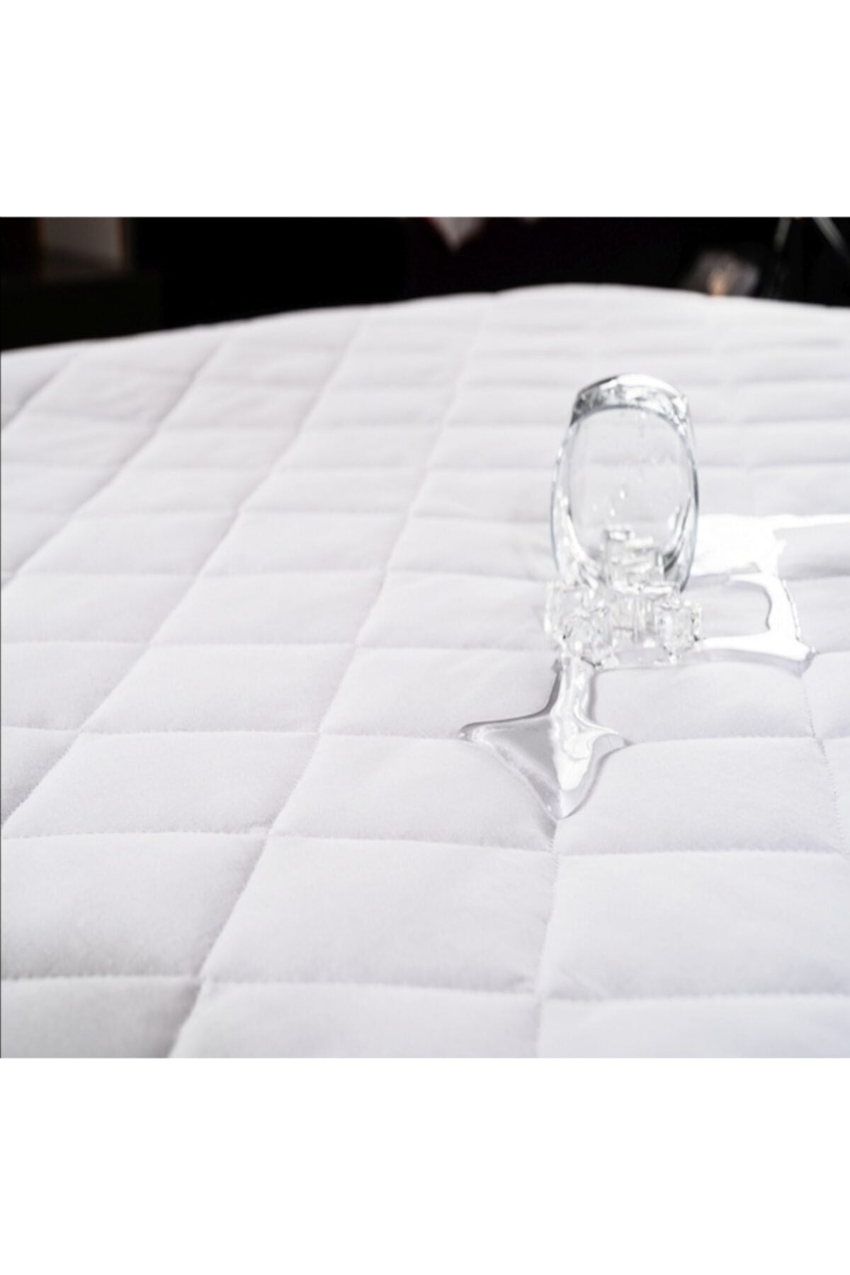 Alez Dunyasi Waterproof Quilted Mattress Protector - MALLTURK