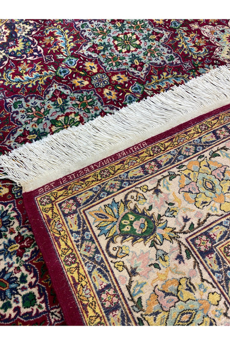 RD RAMAZAN DAG Hand Rug Art Hand-Woven Erzurum Ataturk universitesi Halicilik Merkezinde dokunmus Size 384x267 - MALLTURK