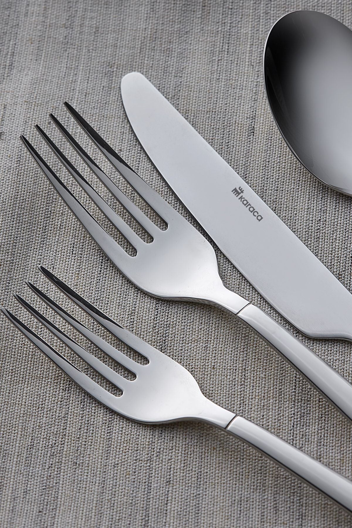 Karaca juniper elegance 84 Piece 12 Place Setting Boxed Flatware Set
