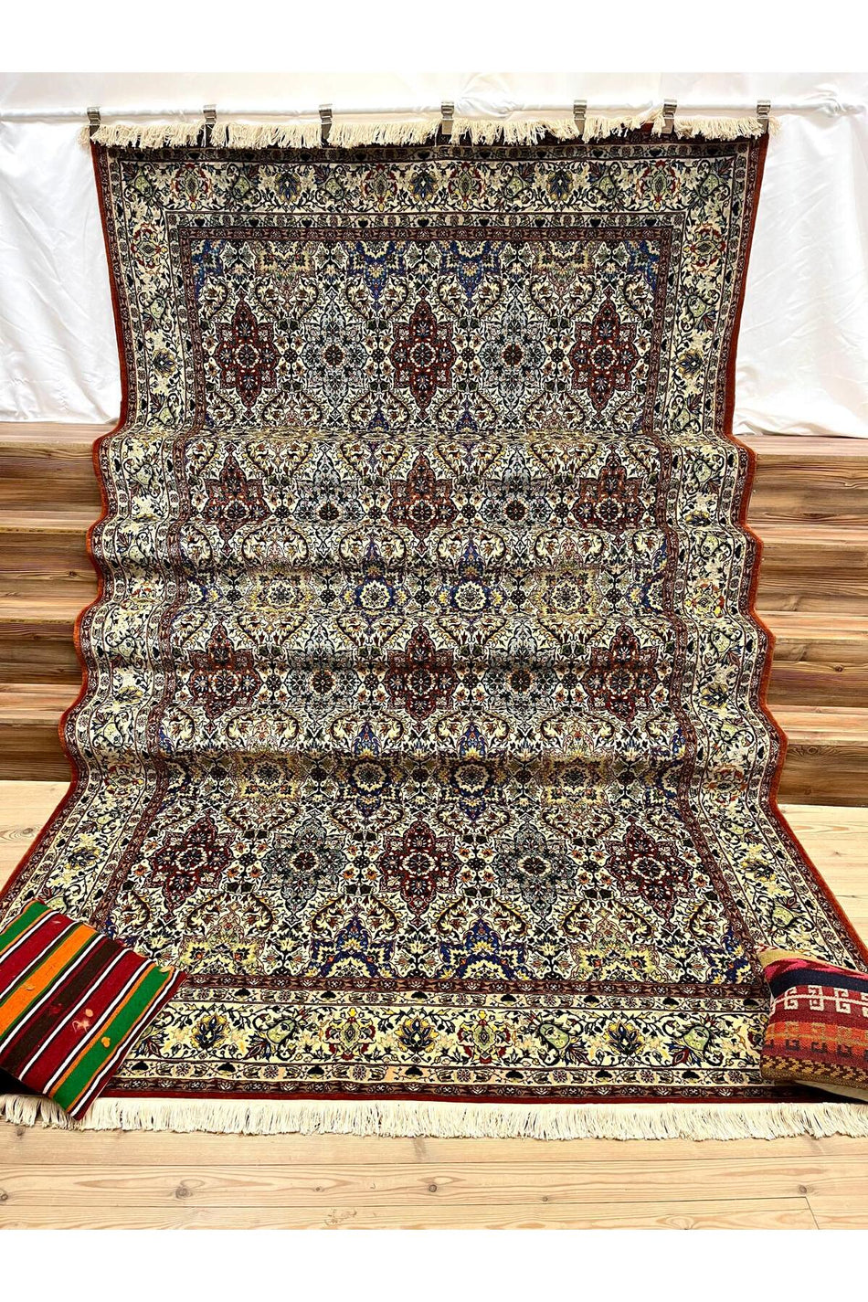 SIRVAN Rug Hand-Woven Hereke Rug - 207 x 360 - MALLTURK