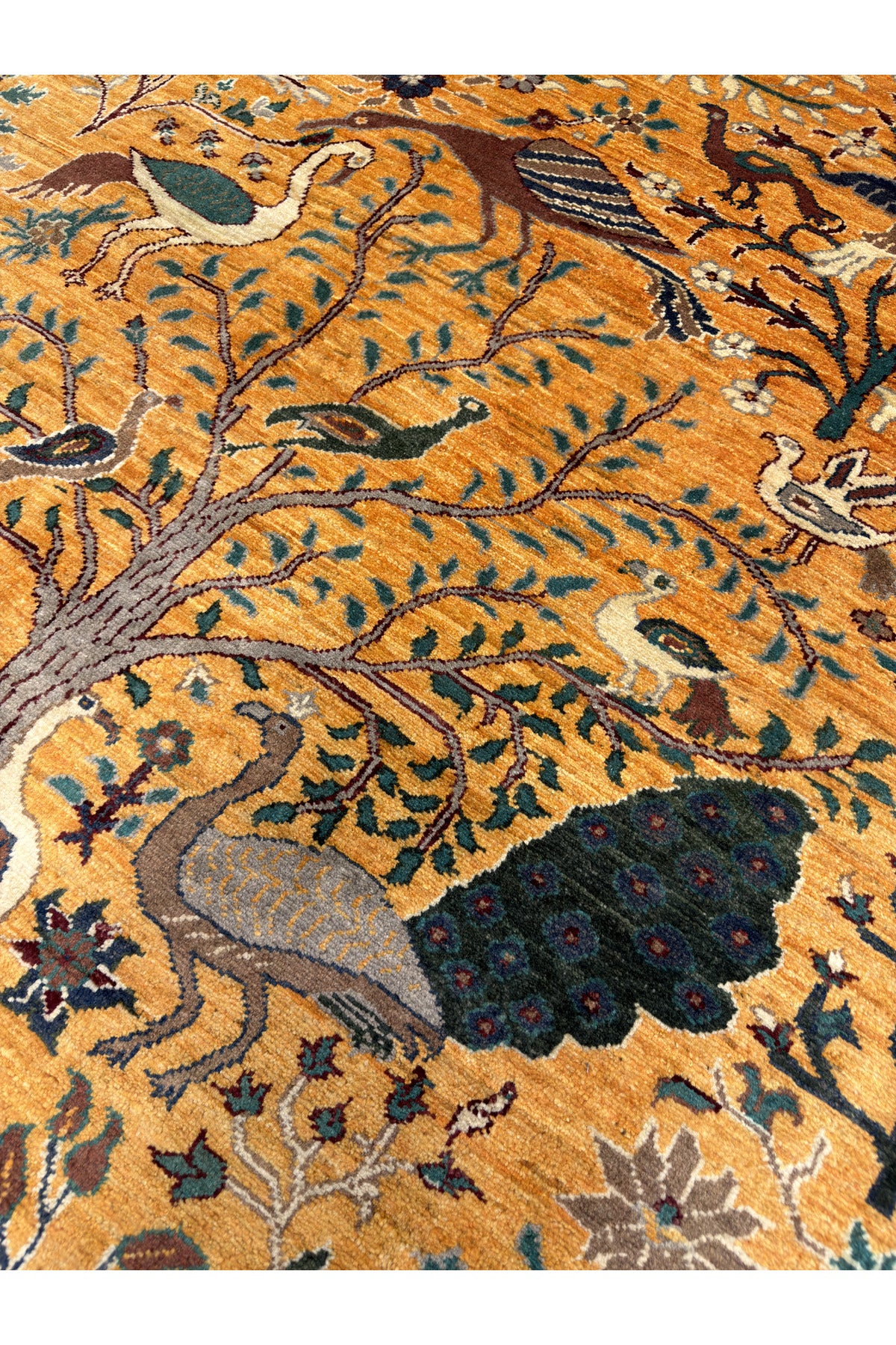 Afghan Rug Hand-Woven 100% Wool Natural Dye Bird Design Design Handicraft