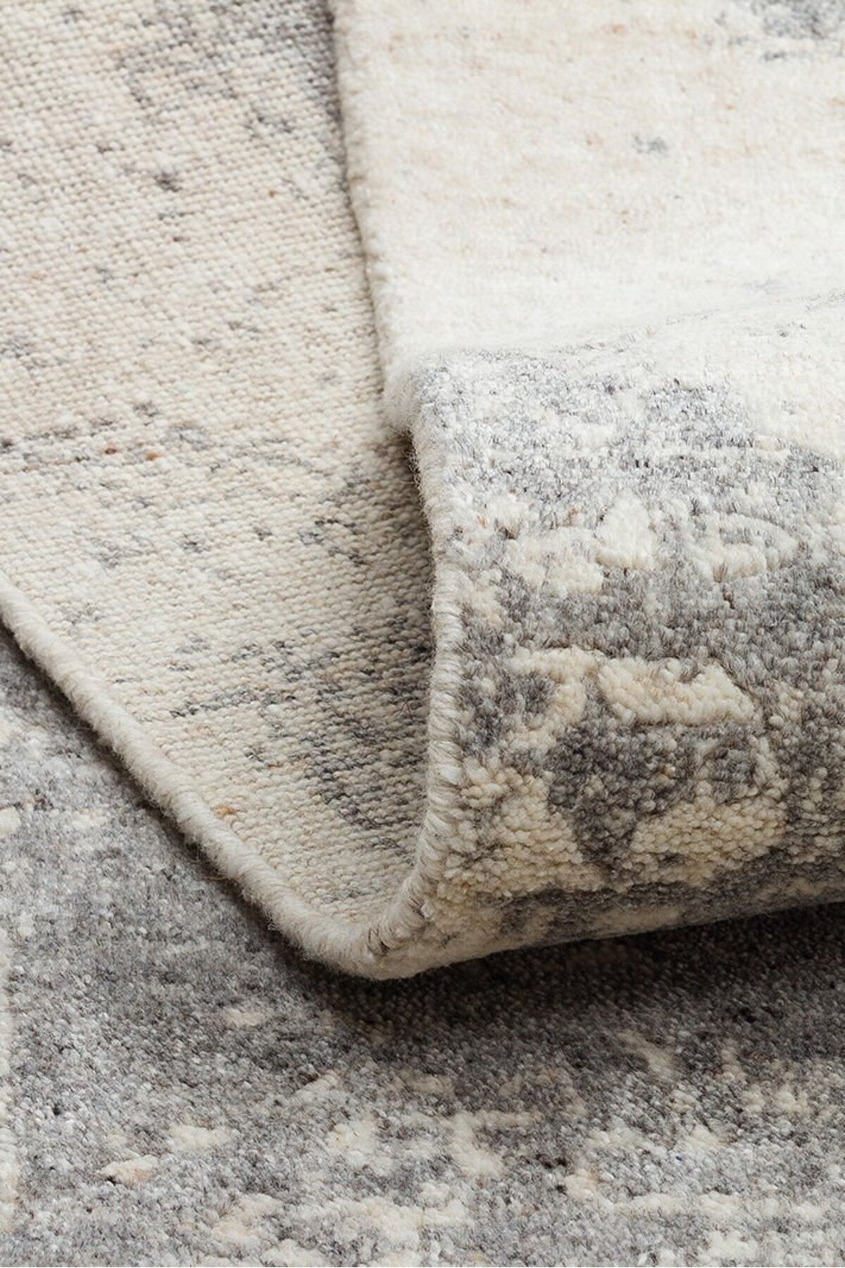 Kalesta Rug Grace Beige Grey, Self-Patterned Pattern Wool, Viscose and Cotton Blend Pattern Elegant Living Room Rug - MALLTURK