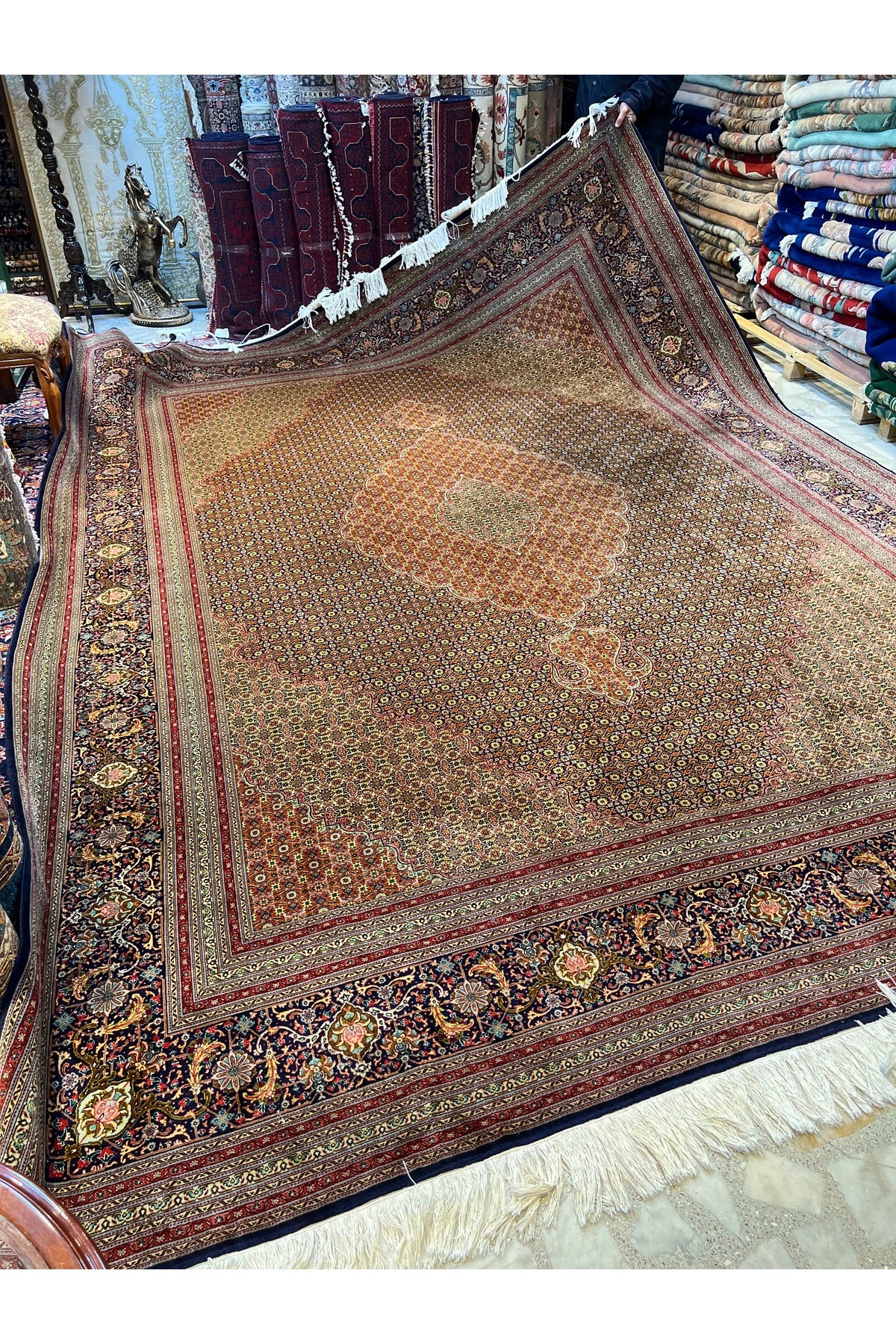 RD RAMAZAN DAG Hand Rug Art Hand-Woven Iranian Mahi Rug Wool Blend Premium Quality Size 400x300 - MALLTURK